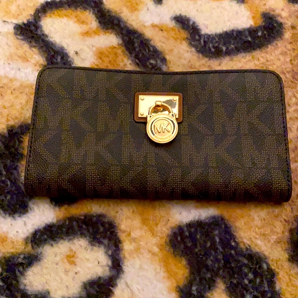 Beautiful MK wallet